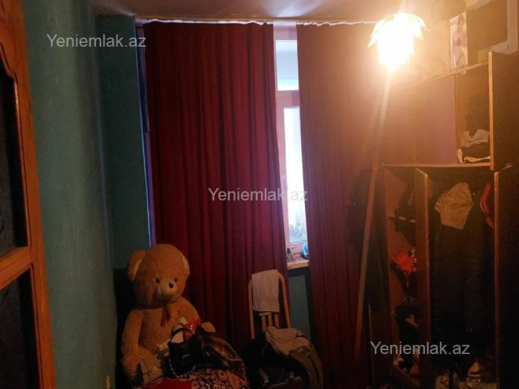 Satılır 2 otaqlı köhnə tikili 50 m²