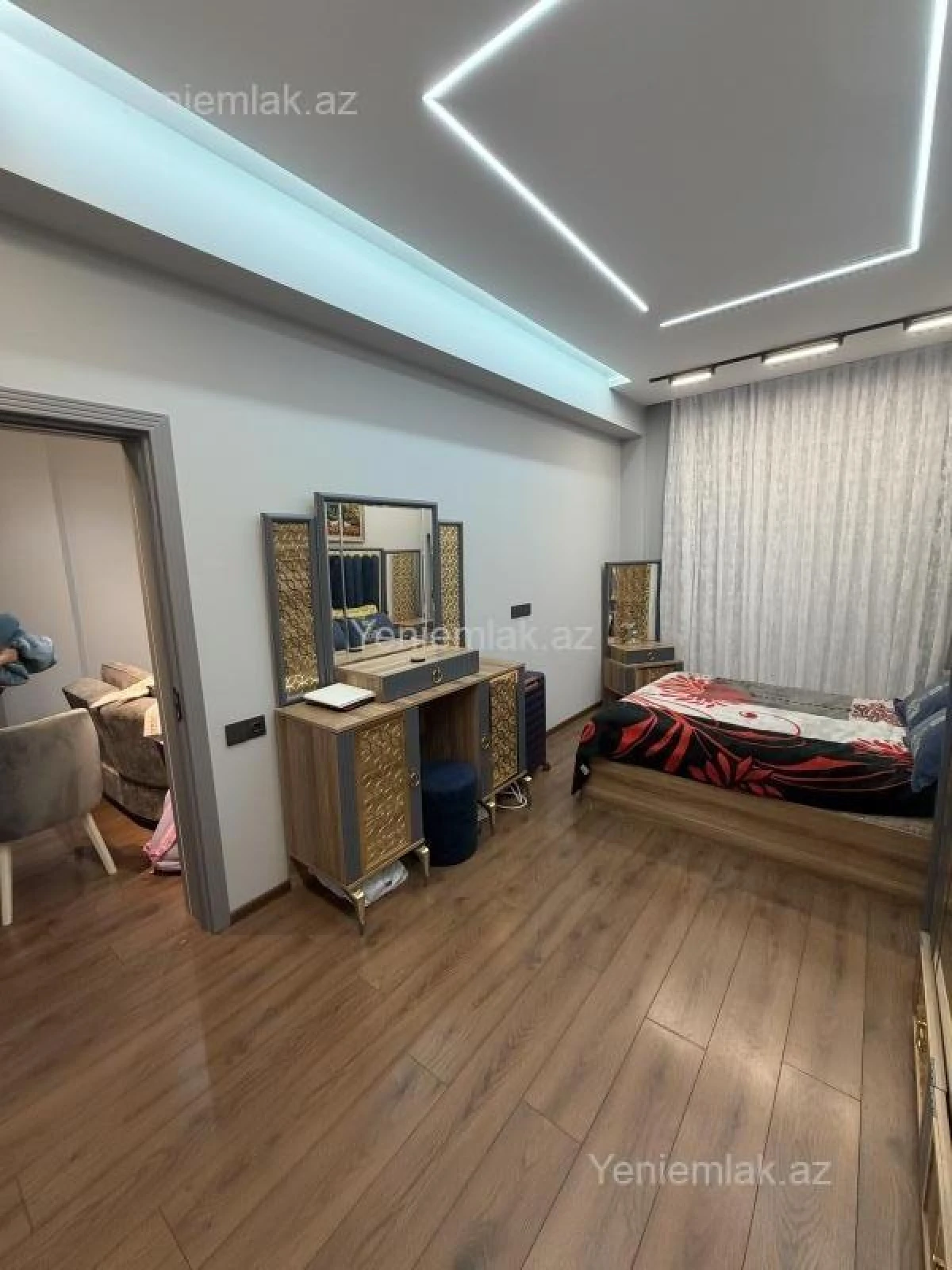 Satılır 2 otaqlı yeni tikili 57 m²