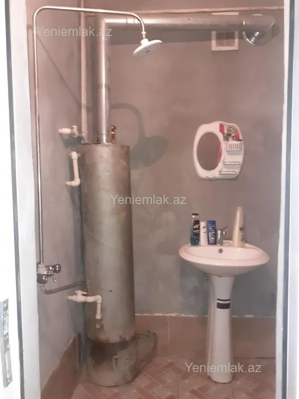 Satılır 2 otaqlı yeni tikili 61 m²