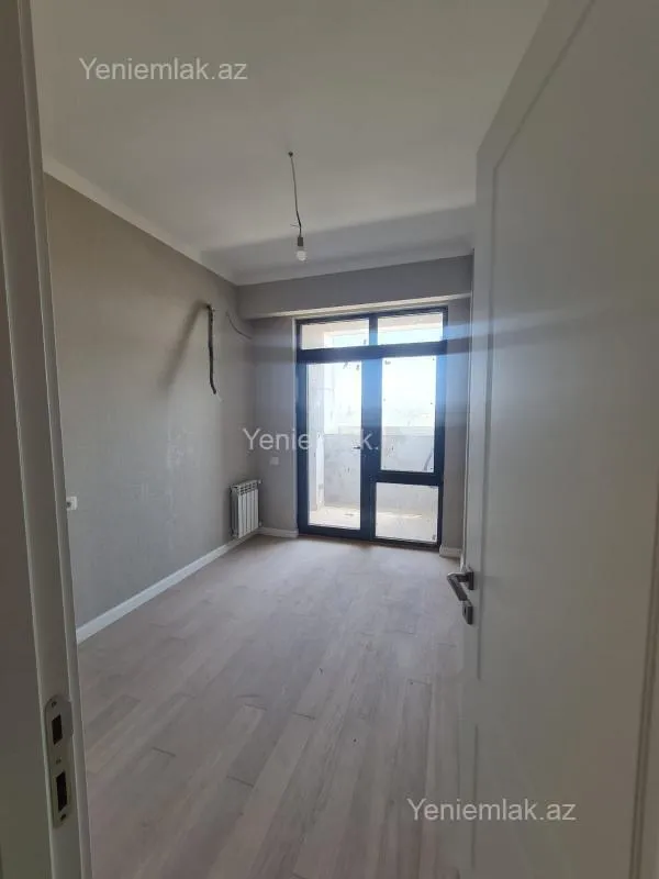 Satılır 3 otaqlı yeni tikili 75 m²