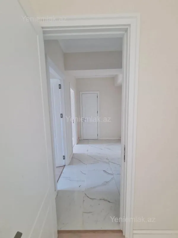 Satılır 3 otaqlı yeni tikili 75 m²