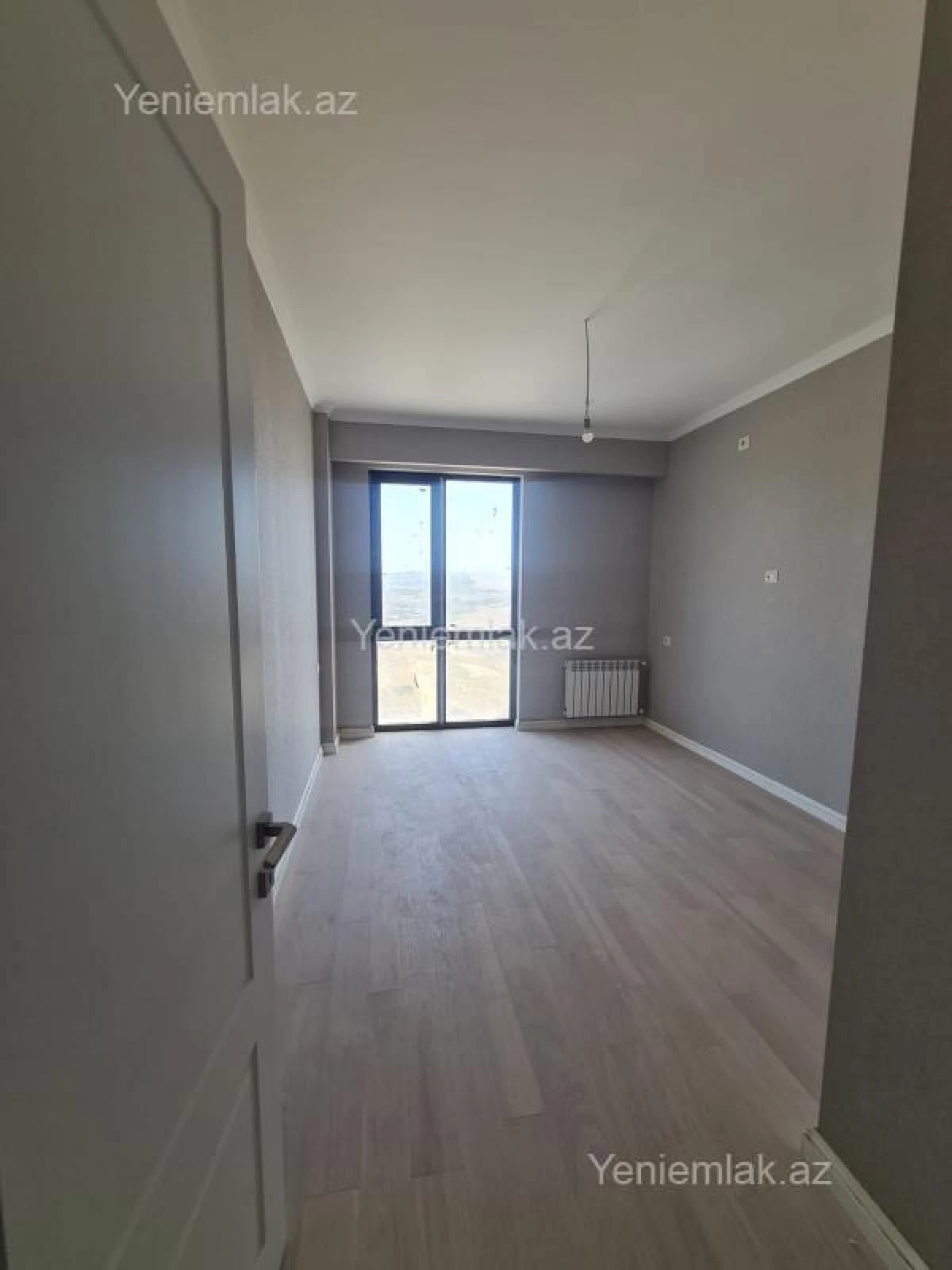 Satılır 3 otaqlı yeni tikili 75 m²