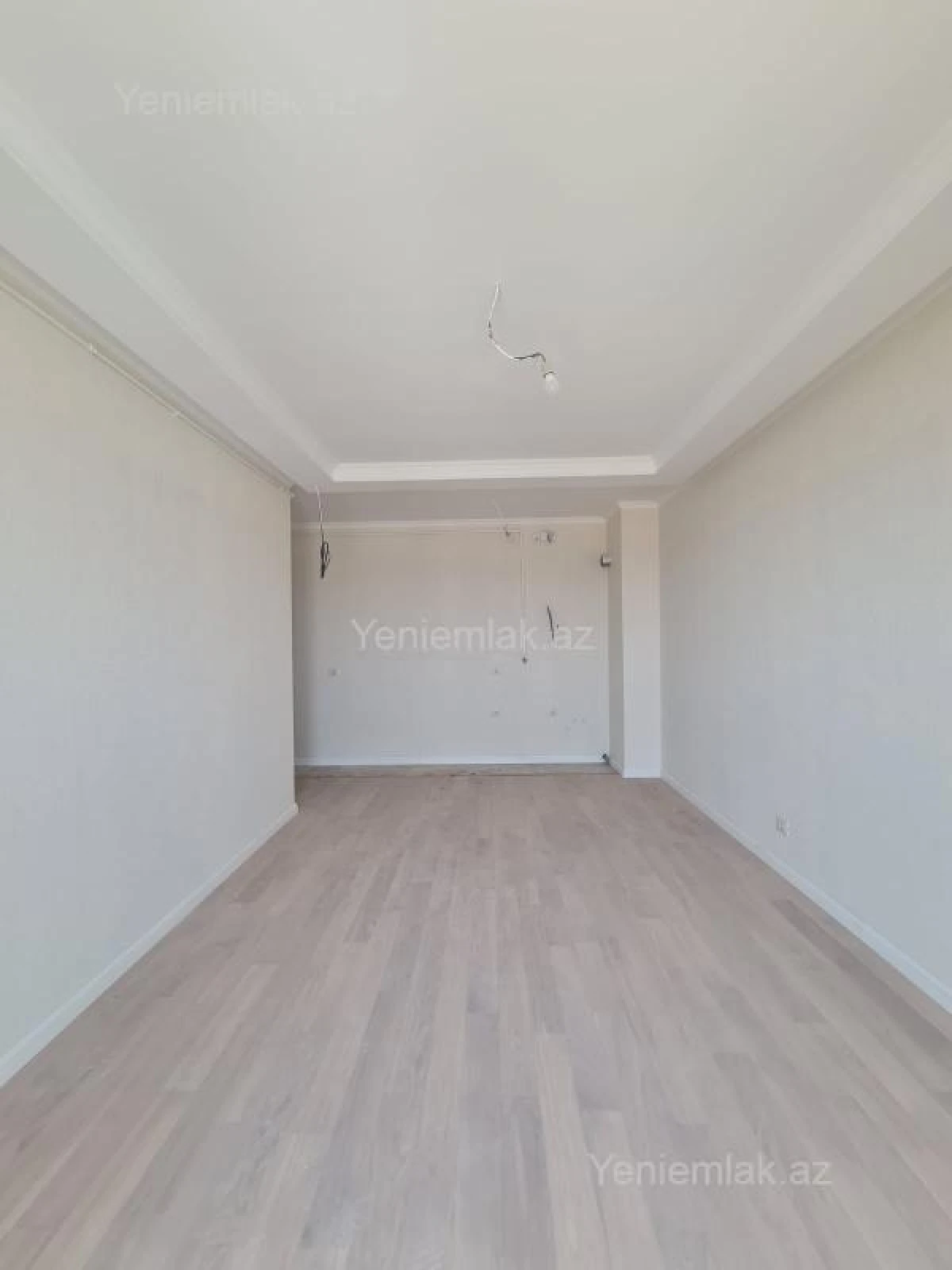 Satılır 3 otaqlı yeni tikili 75 m²