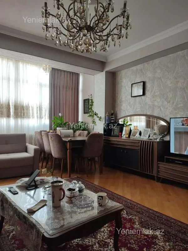 Satılır 2 otaqlı yeni tikili 80 m²