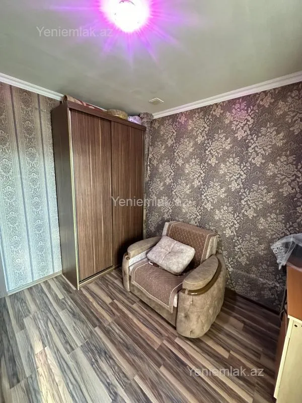 Satılır 2 otaqlı köhnə tikili 55 m²