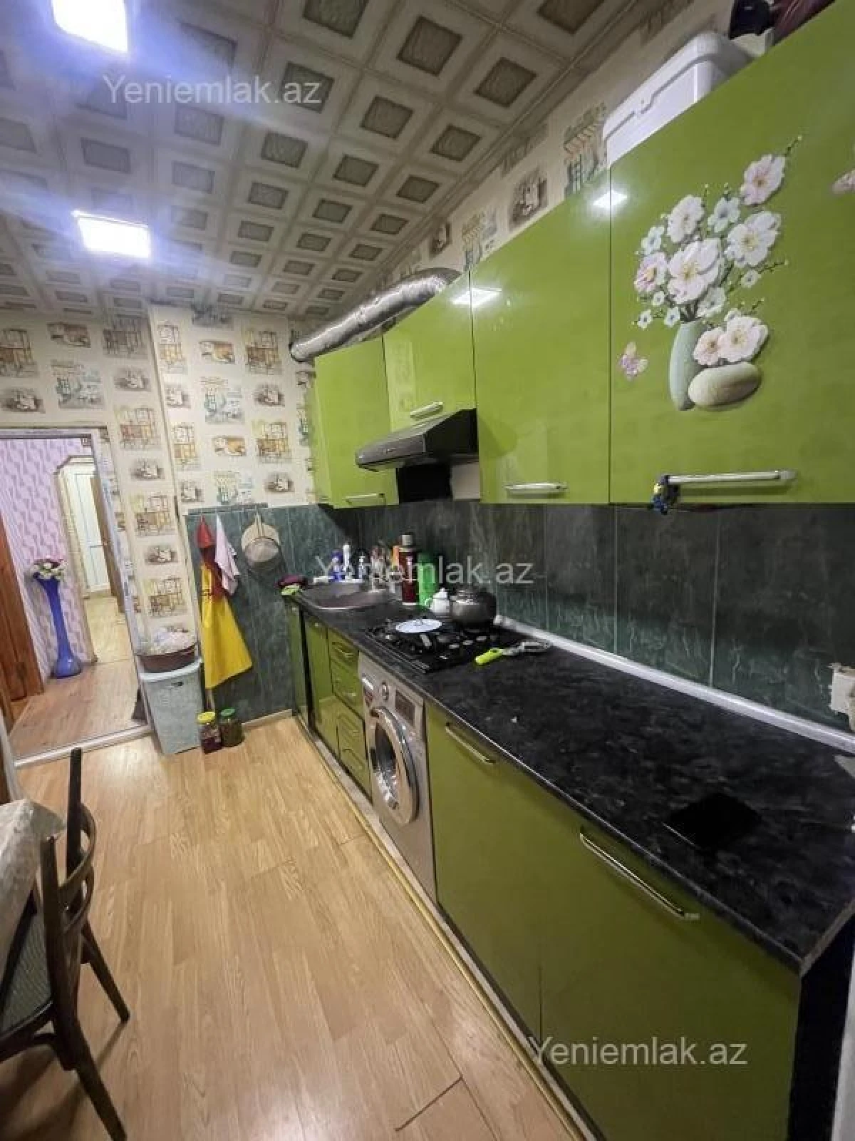 Satılır 4 otaqlı köhnə tikili 96 m²