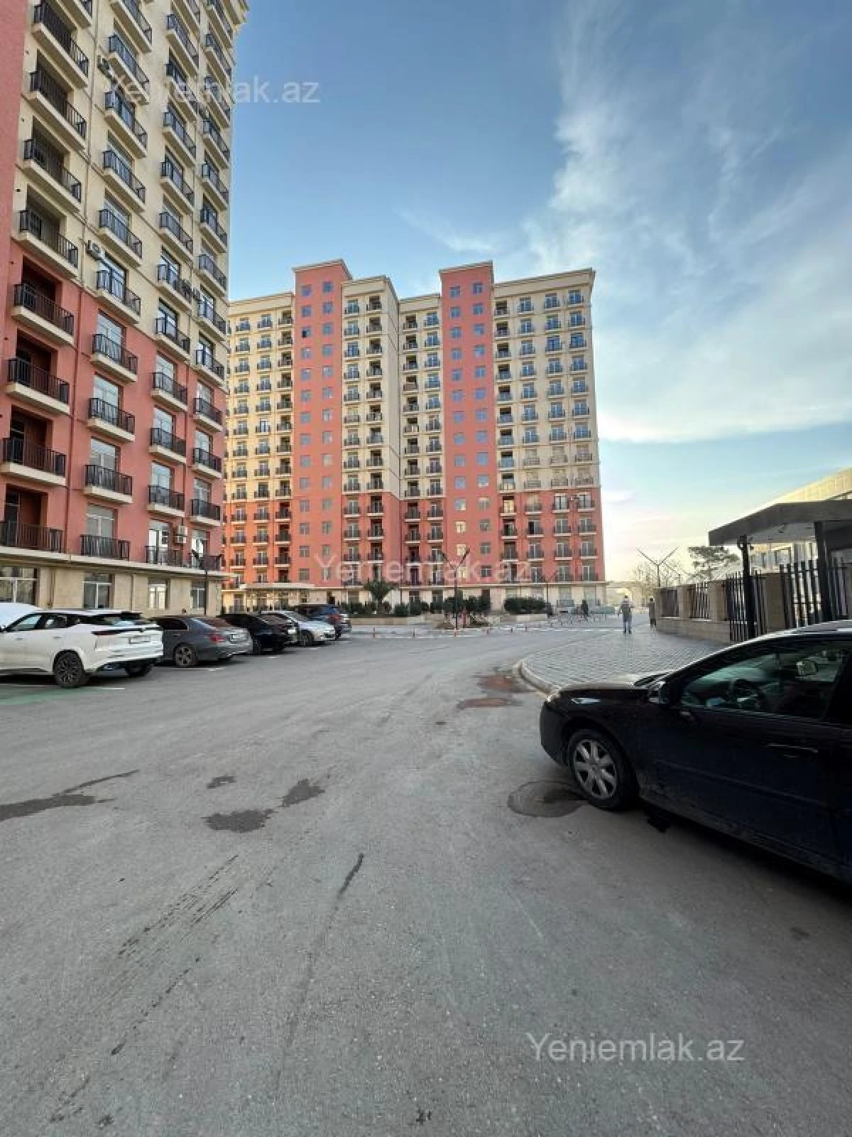 Satılır 2 otaqlı yeni tikili 80 m²