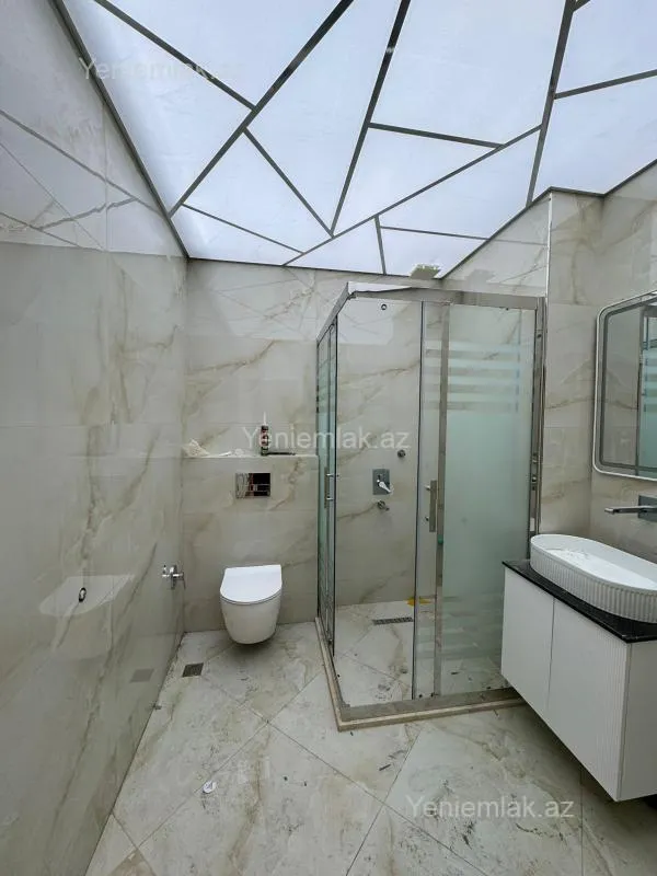 Satılır 2 otaqlı yeni tikili 80 m²