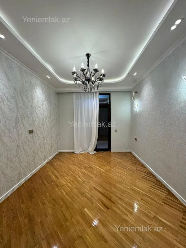 Satılır 2 otaqlı yeni tikili 80 m²