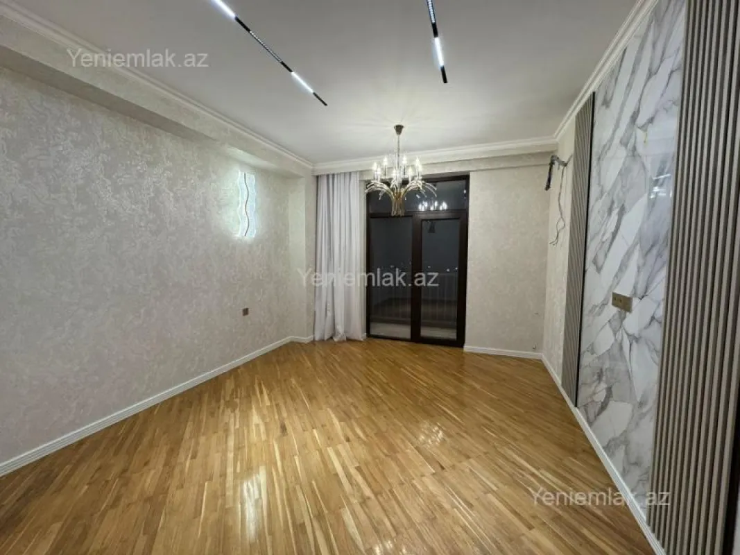 Satılır 2 otaqlı yeni tikili 80 m²