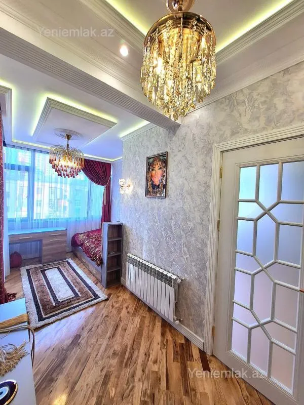 Satılır 4 otaqlı yeni tikili 105 m²