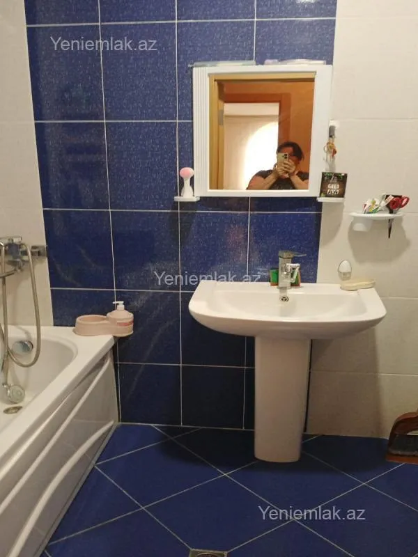 Satılır 2 otaqlı yeni tikili 86 m²