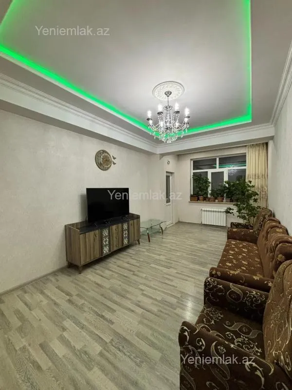 Satılır 3 otaqlı yeni tikili 65 m²