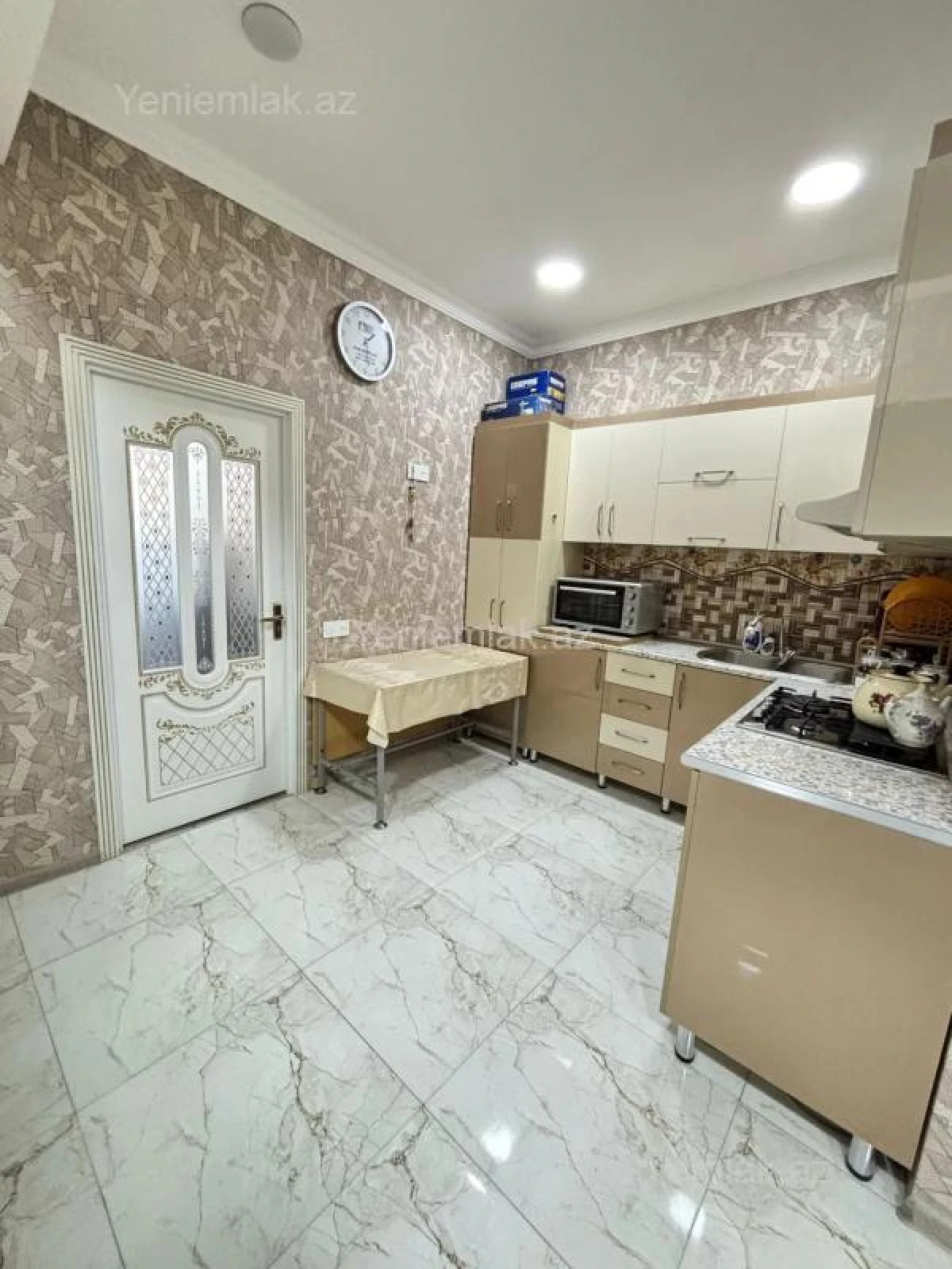 Satılır 3 otaqlı yeni tikili 65 m²