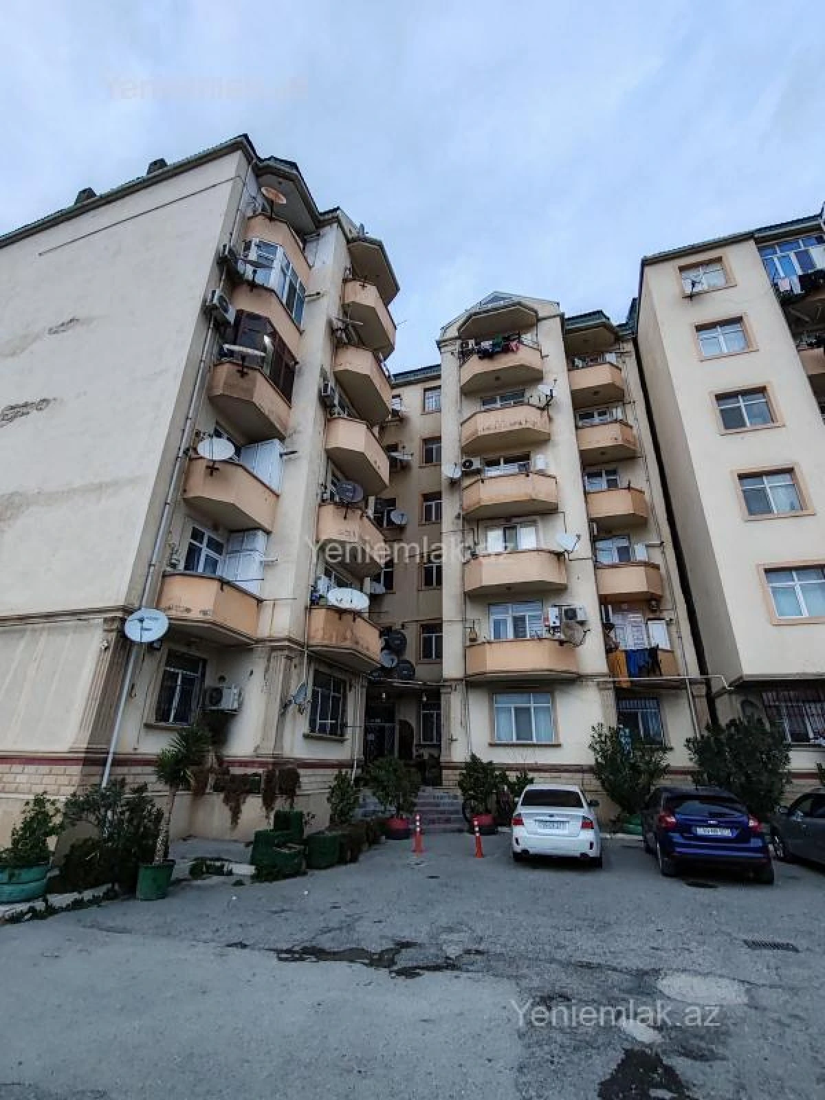 Satılır 2 otaqlı yeni tikili 54 m²
