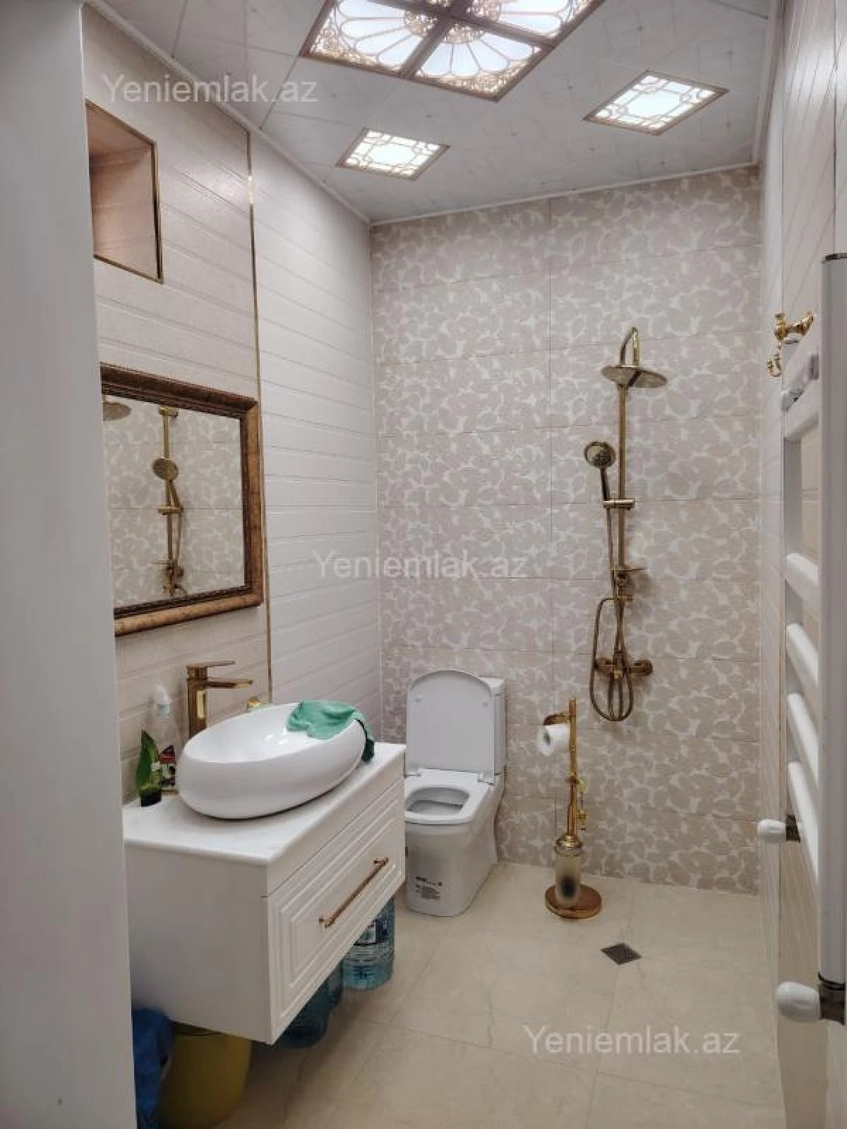 Satılır 4 otaqlı həyət evi 228 m²