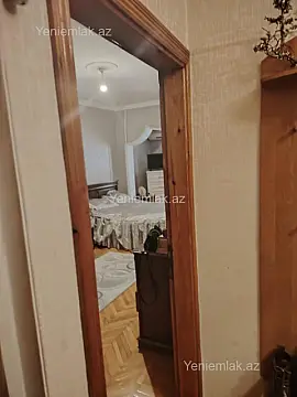 Satılır 4 otaqlı köhnə tikili 120 m²