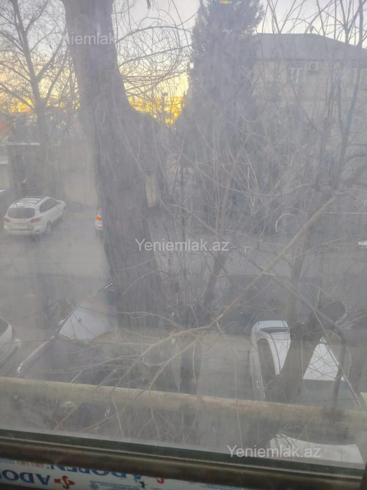 Satılır 4 otaqlı köhnə tikili 120 m²