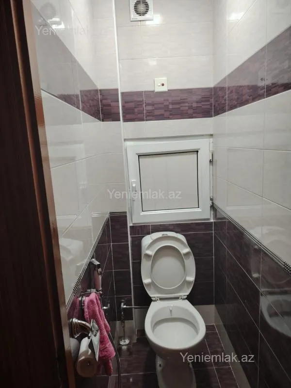 Satılır 4 otaqlı köhnə tikili 120 m²
