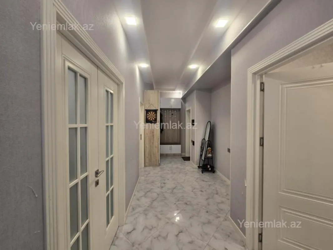 Satılır 3 otaqlı yeni tikili 88 m²