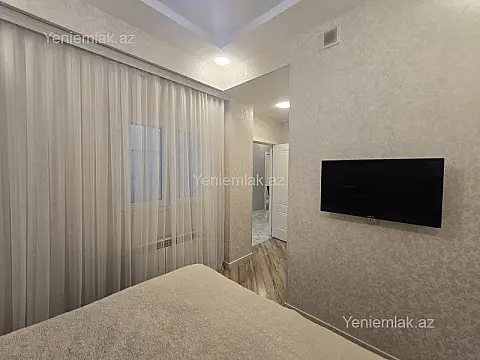 Satılır 3 otaqlı yeni tikili 88 m²