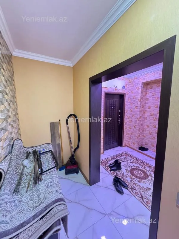 Satılır 4 otaqlı köhnə tikili 95 m²