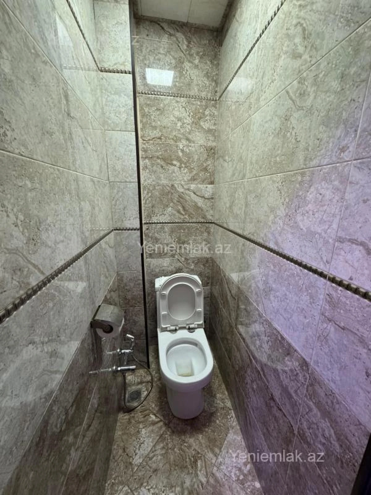 Satılır 4 otaqlı köhnə tikili 95 m²