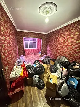 Satılır 4 otaqlı köhnə tikili 95 m²