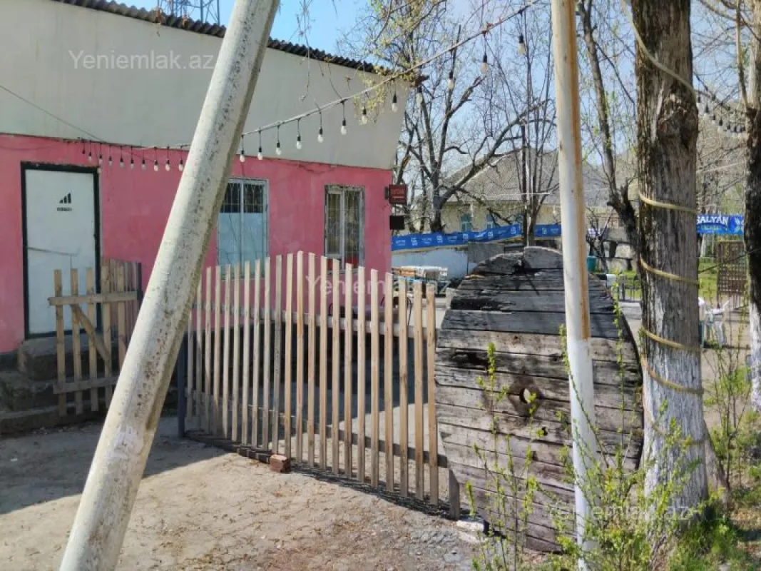 Satılır 5 otaqlı obyekt 136 m²