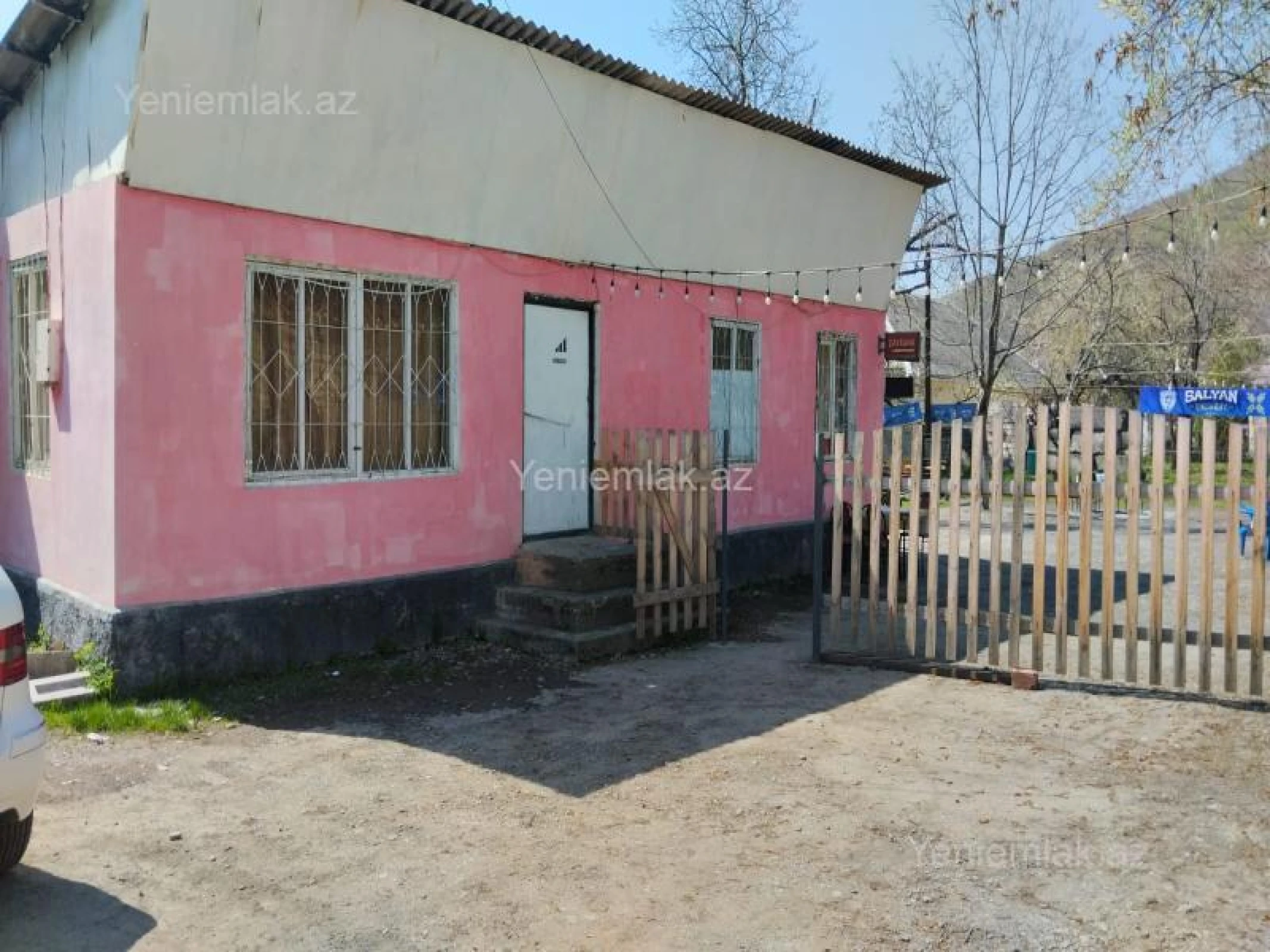 Satılır 5 otaqlı obyekt 136 m²