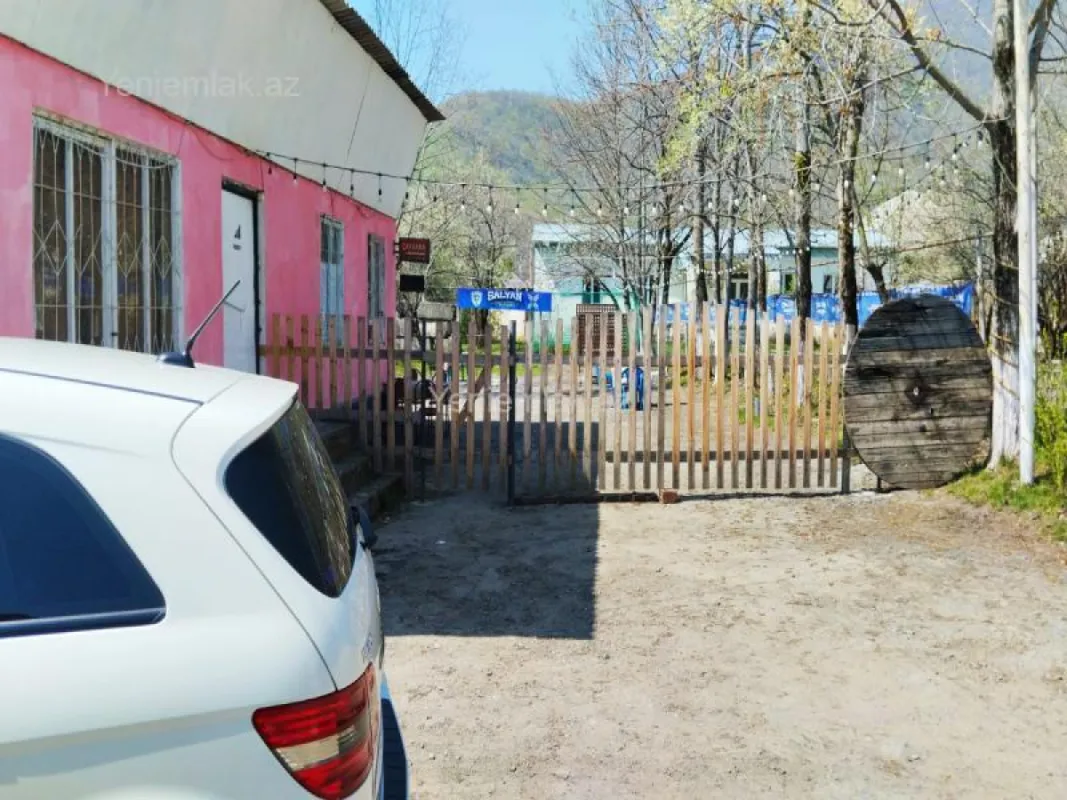 Satılır 5 otaqlı obyekt 136 m²