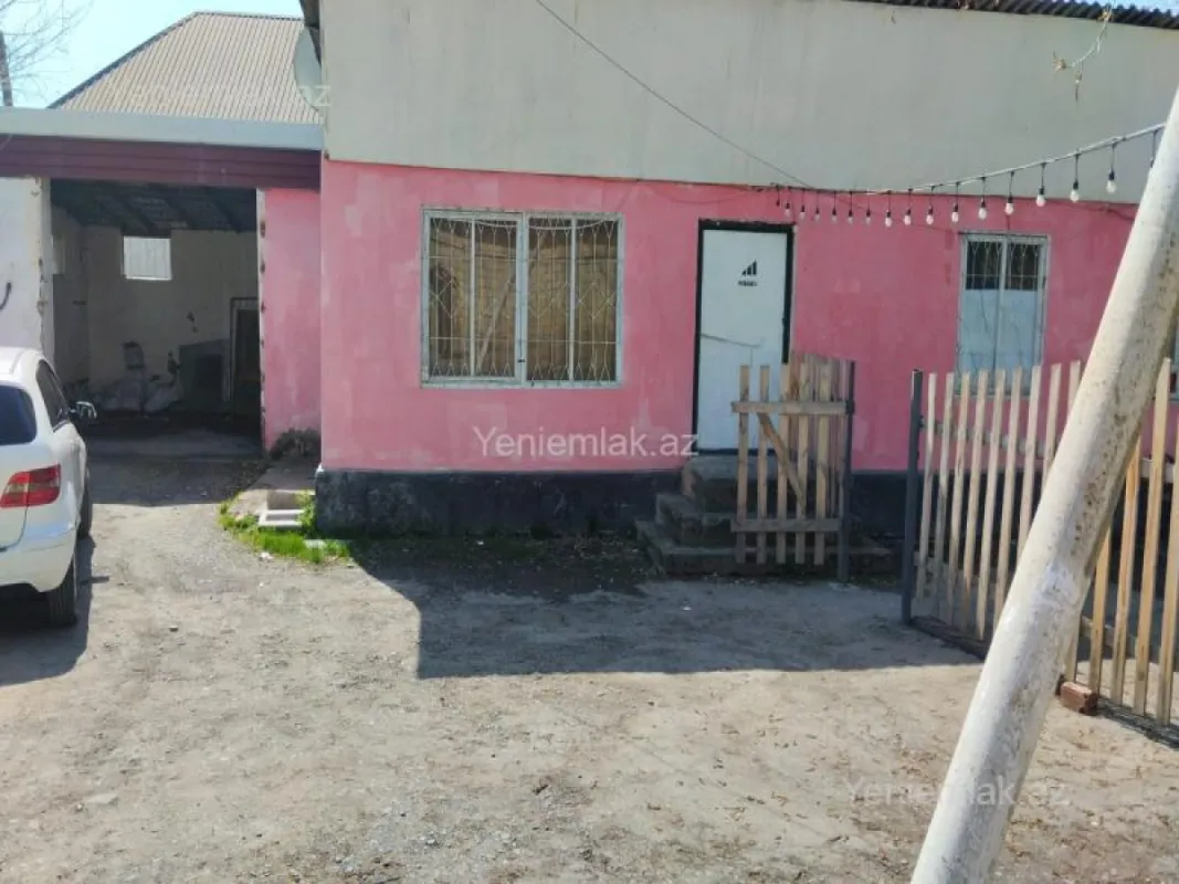 Satılır 5 otaqlı obyekt 136 m²