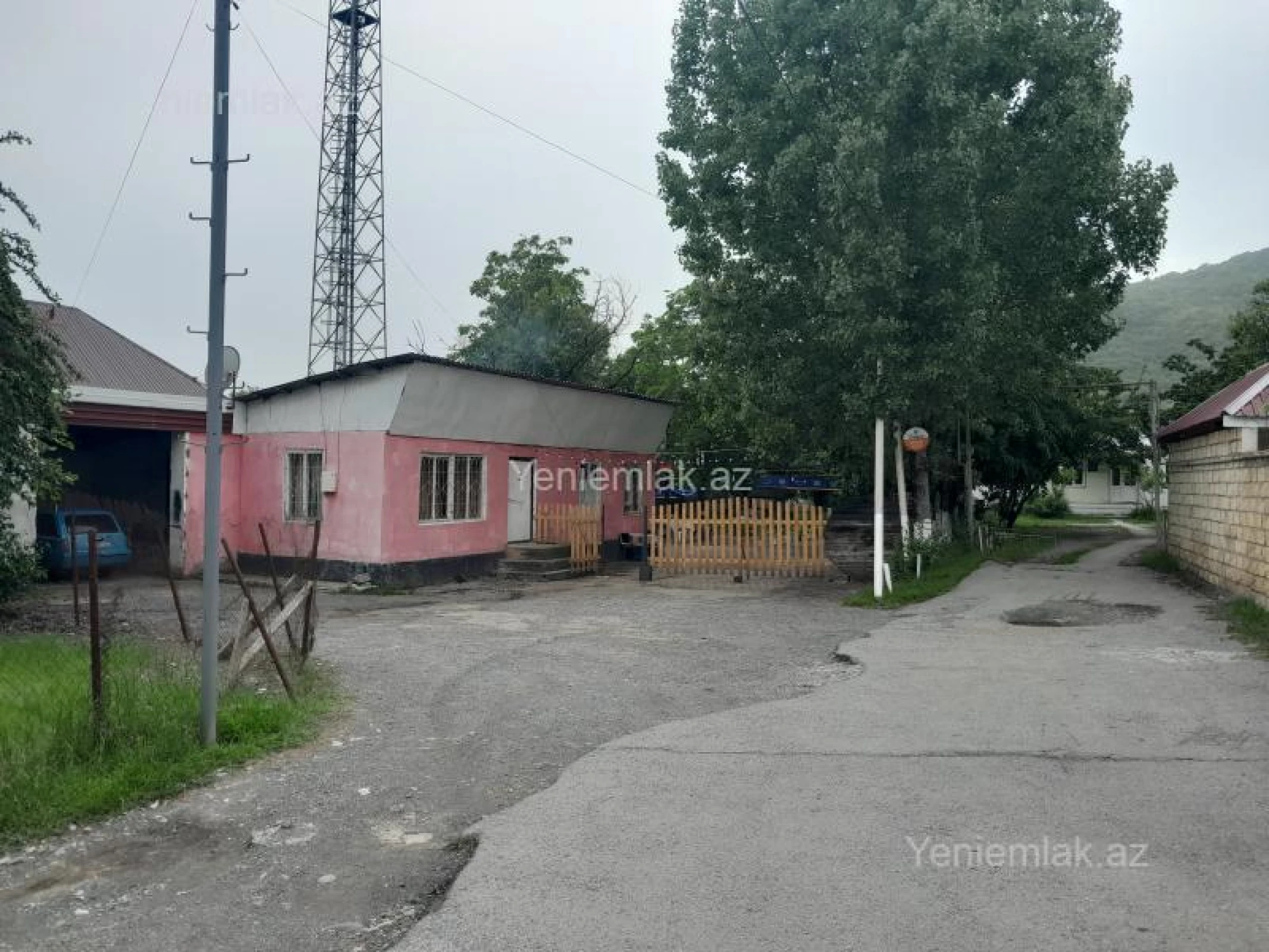 Satılır 5 otaqlı obyekt 136 m²