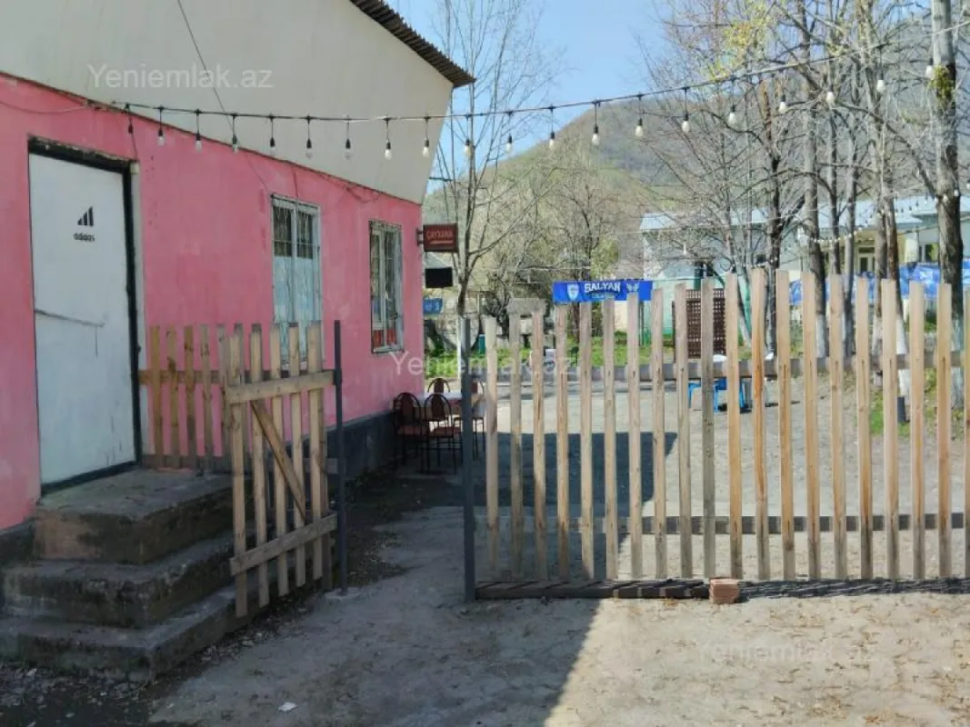 Satılır 5 otaqlı obyekt 136 m²