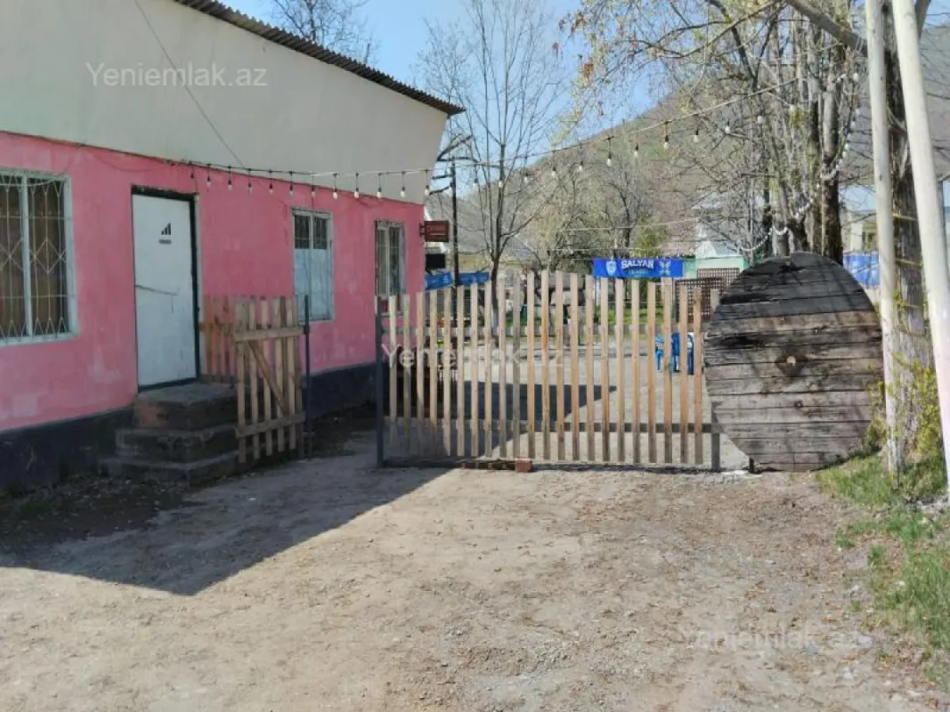 Satılır 5 otaqlı obyekt 136 m²