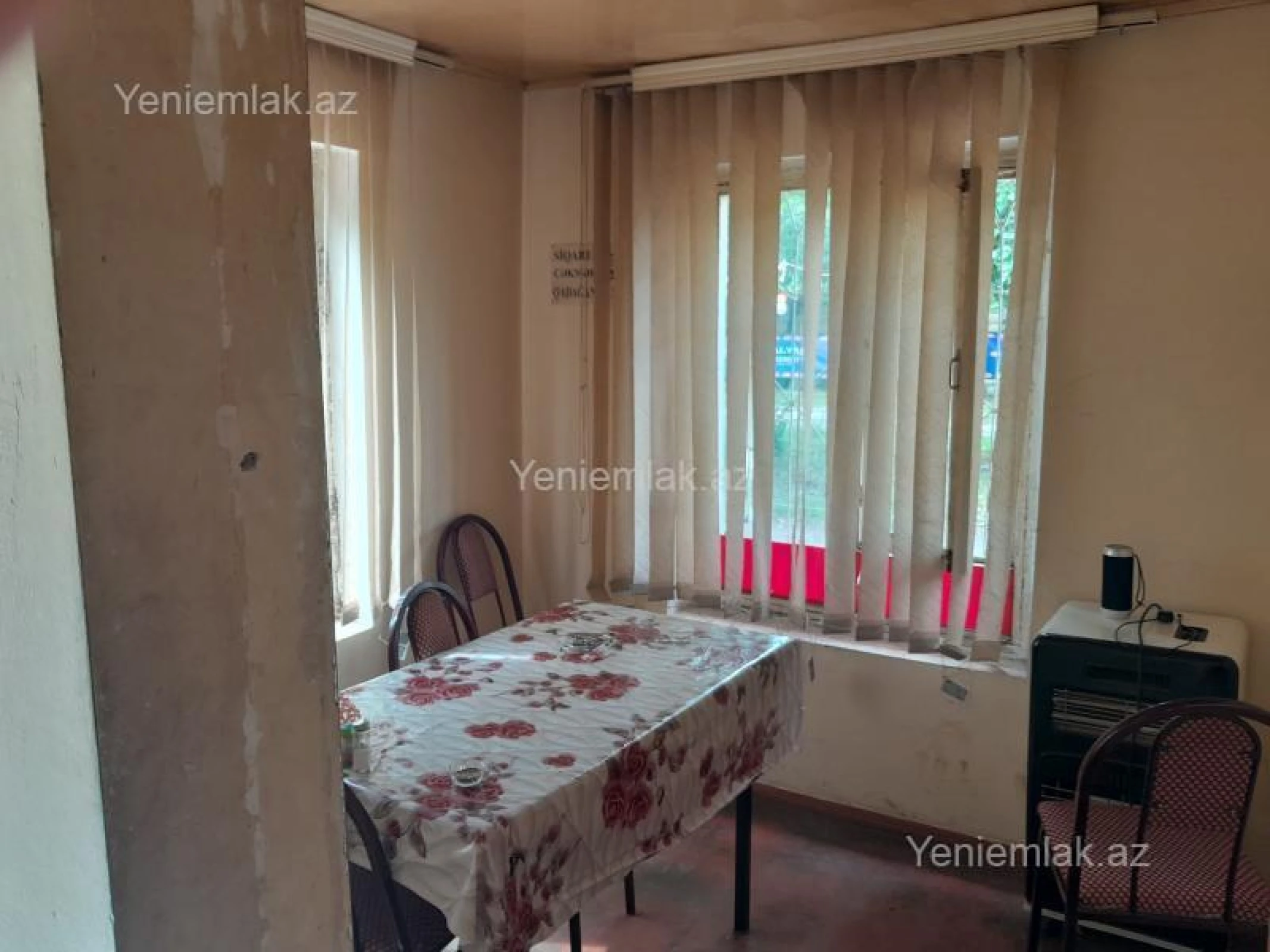 Satılır 5 otaqlı obyekt 136 m²