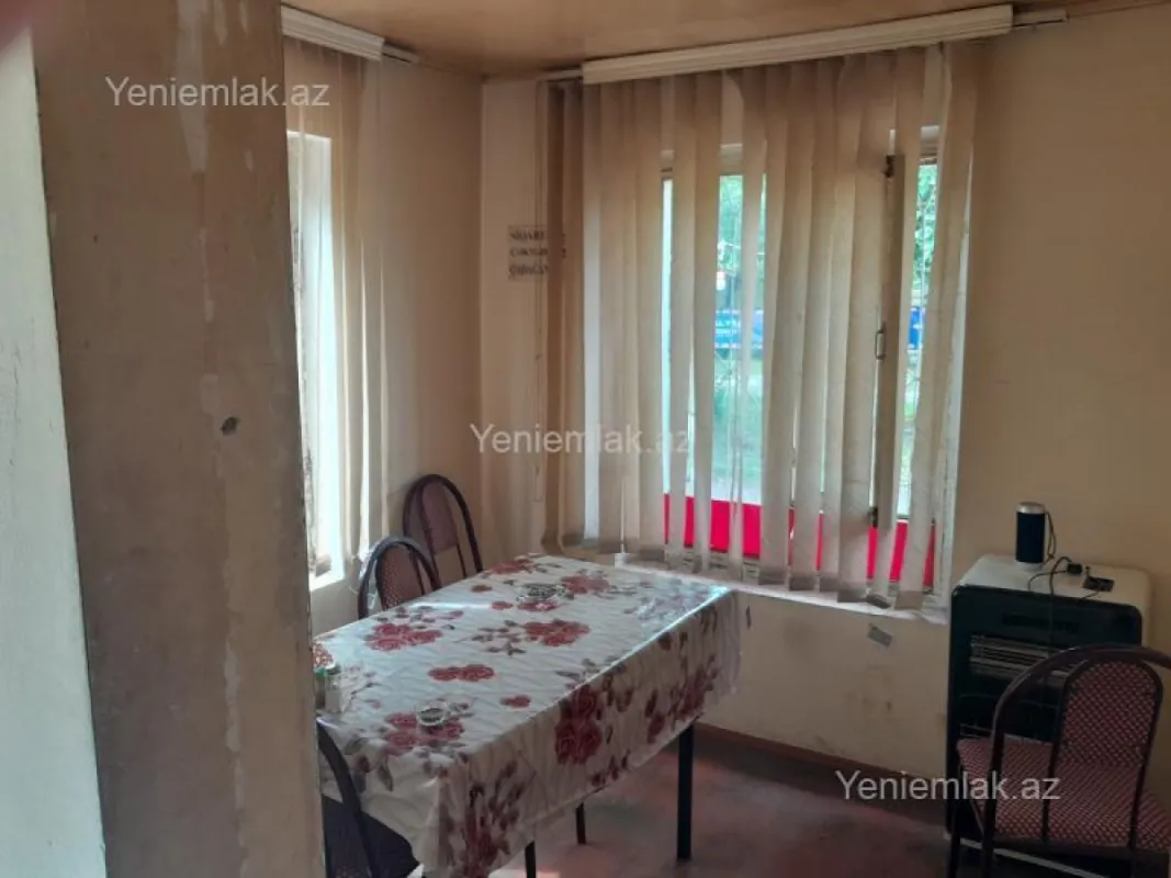Satılır 5 otaqlı obyekt 136 m²