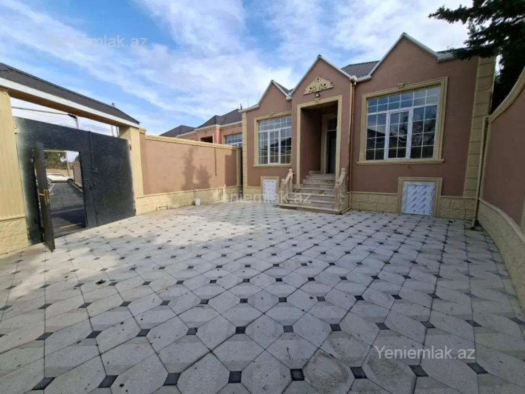 Satılır 3 otaqlı həyət evi 100 m²