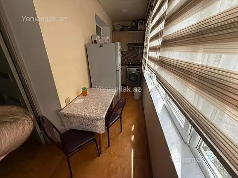 Satılır 2 otaqlı köhnə tikili 40 m²
