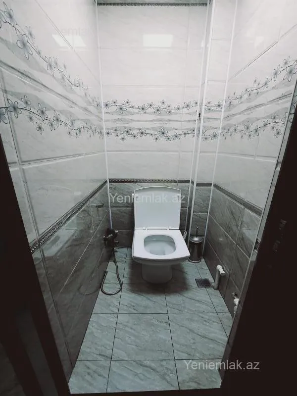 Satılır 2 otaqlı köhnə tikili 55 m²