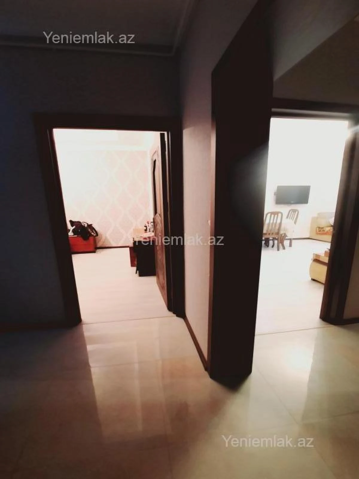 Satılır 2 otaqlı köhnə tikili 55 m²