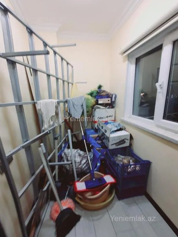 Satılır 2 otaqlı köhnə tikili 55 m²