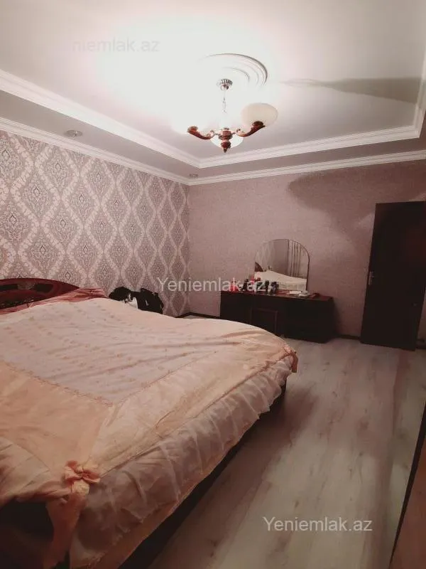 Satılır 2 otaqlı köhnə tikili 55 m²
