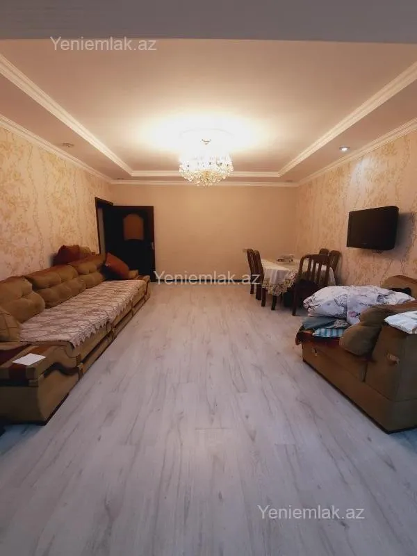 Satılır 2 otaqlı köhnə tikili 55 m²