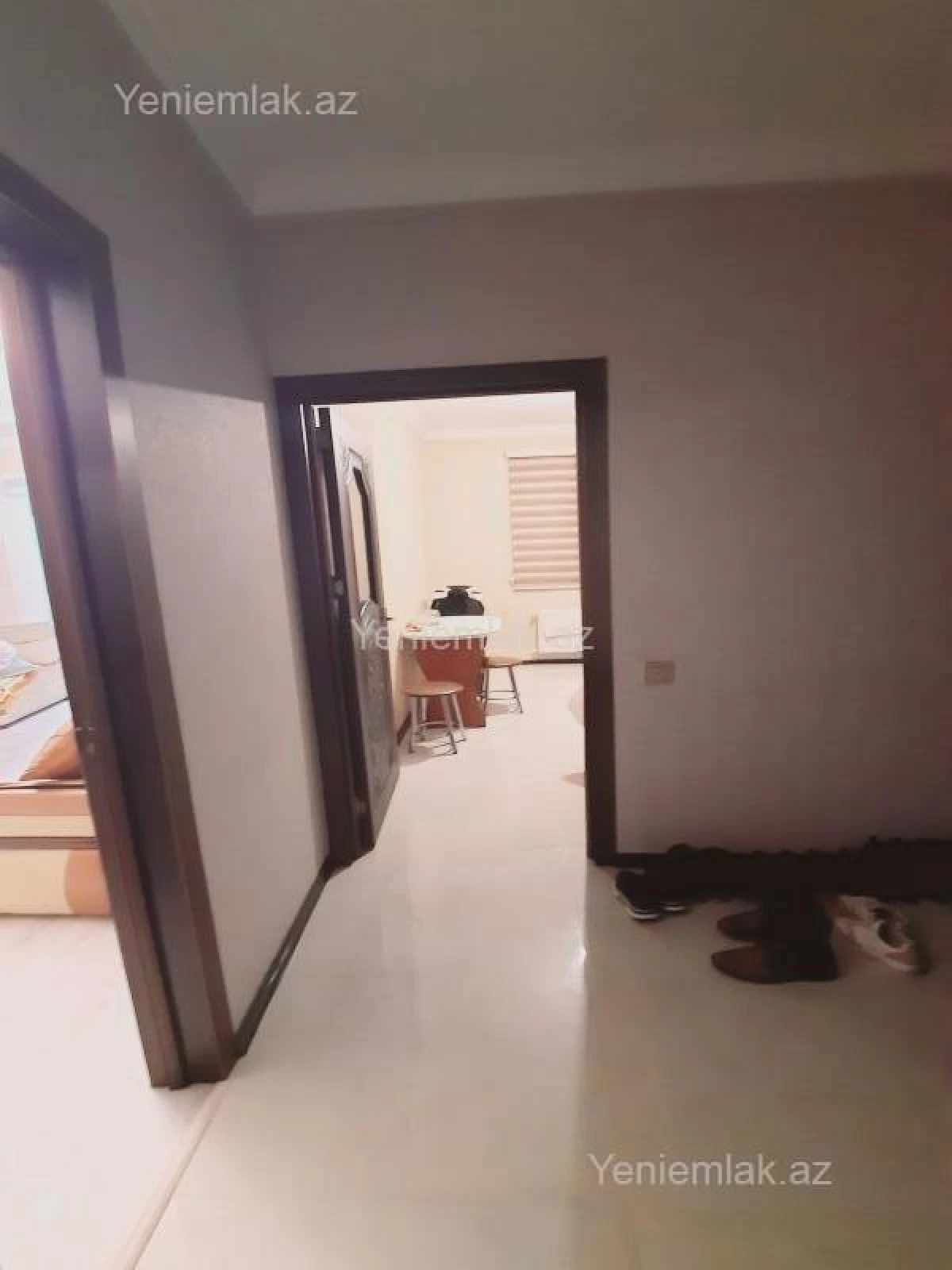 Satılır 2 otaqlı köhnə tikili 55 m²