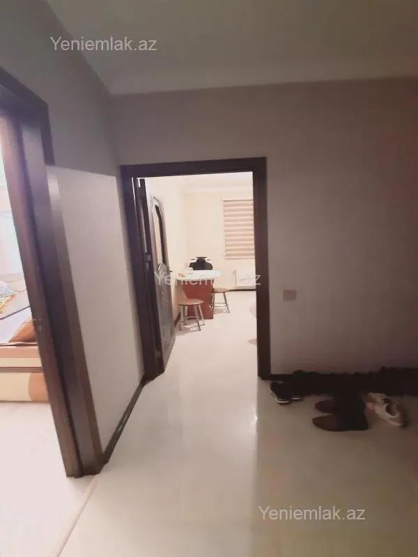 Satılır 2 otaqlı köhnə tikili 55 m²