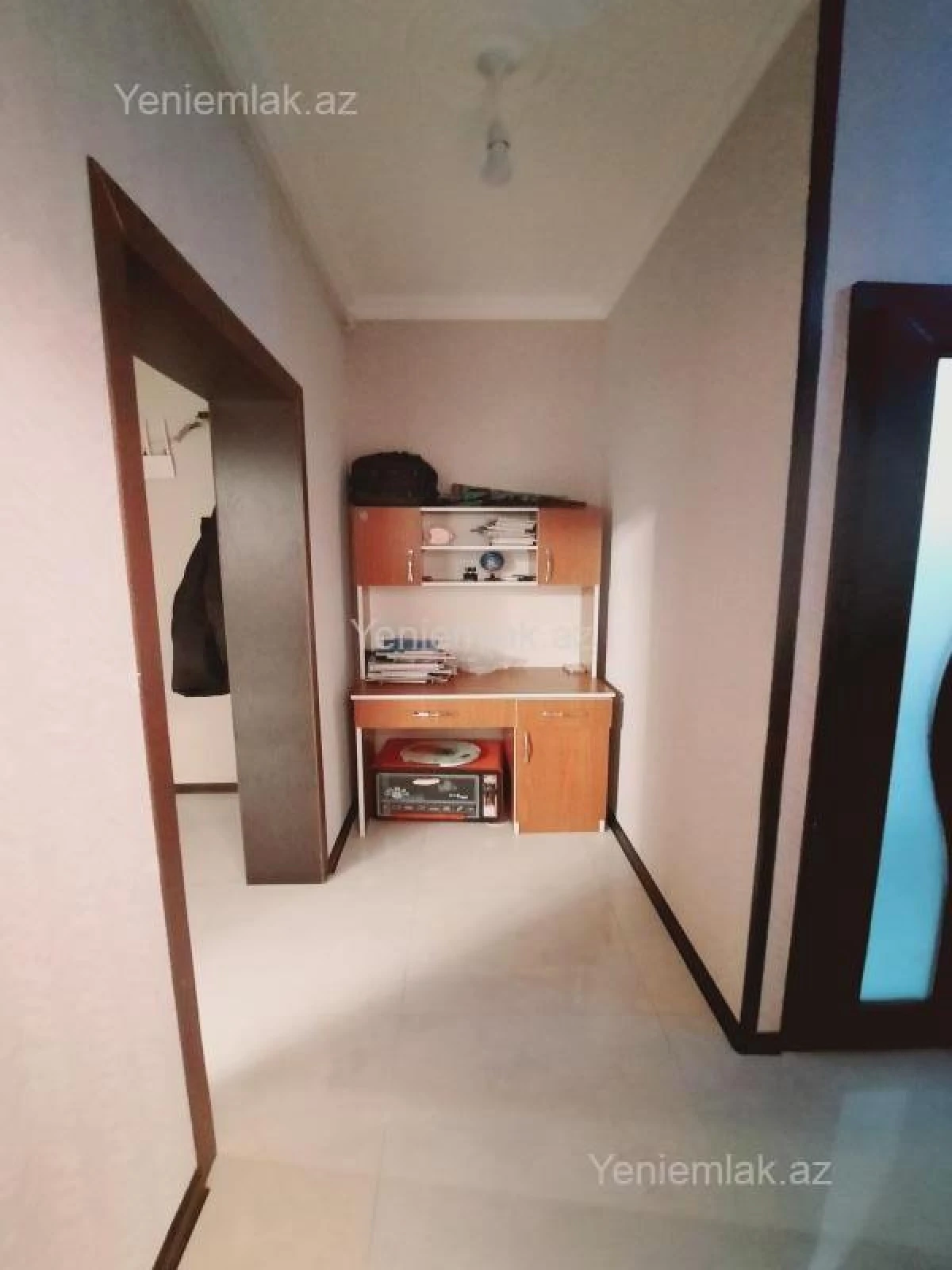 Satılır 2 otaqlı köhnə tikili 55 m²