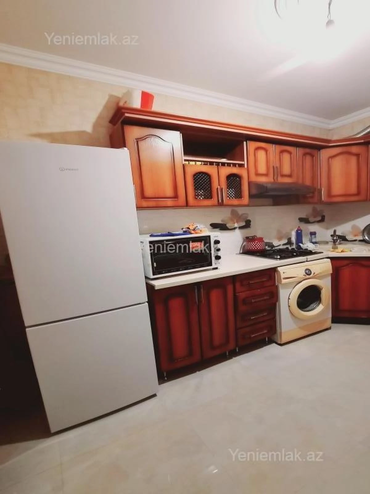 Satılır 2 otaqlı köhnə tikili 55 m²