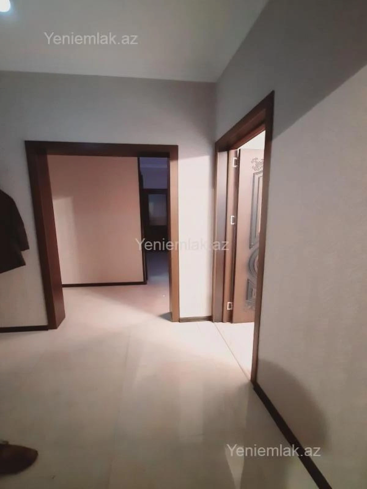 Satılır 2 otaqlı köhnə tikili 55 m²