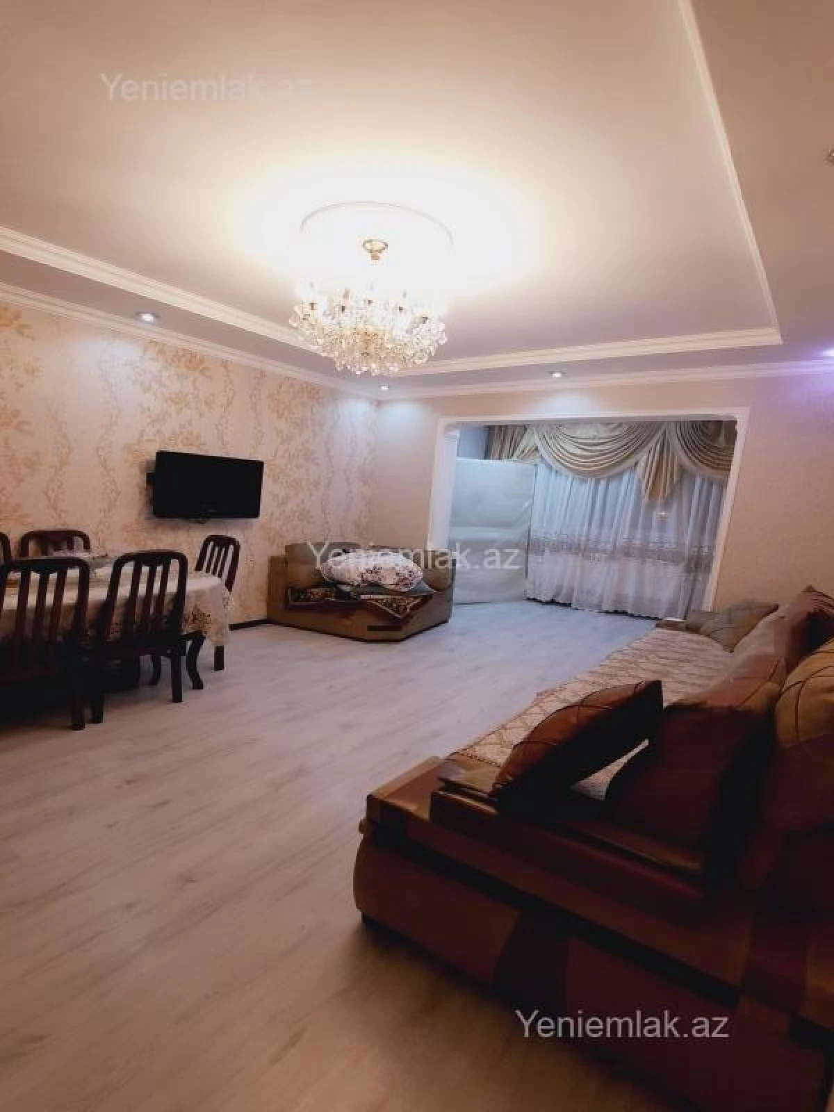 Satılır 2 otaqlı köhnə tikili 55 m²